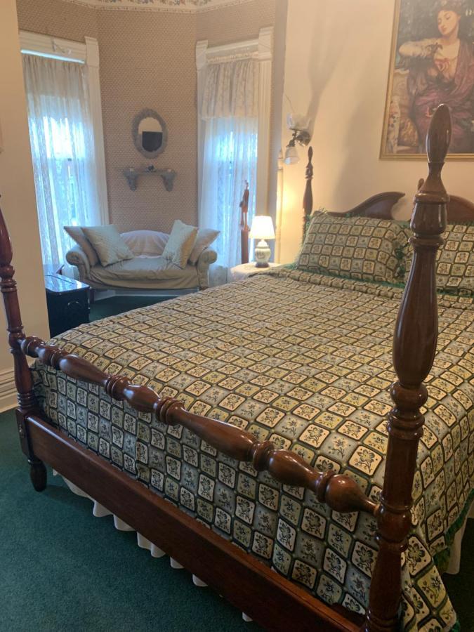 Innisfree Bed & Breakfast Саут Бенд Екстериор снимка