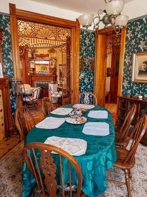Innisfree Bed & Breakfast Саут Бенд Екстериор снимка