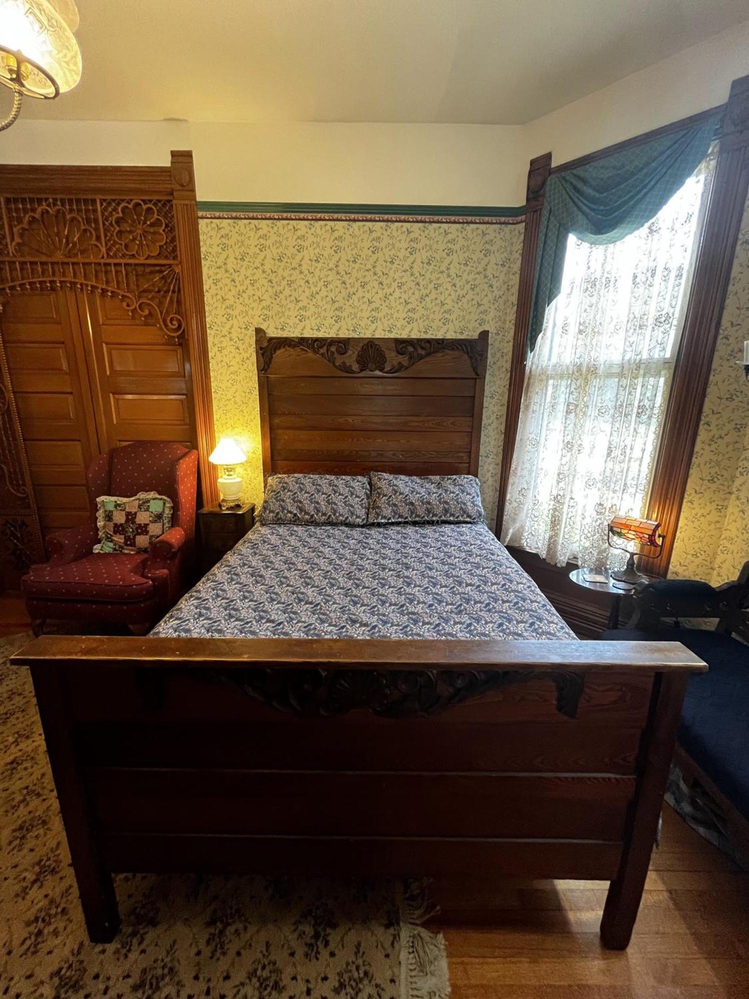 Innisfree Bed & Breakfast Саут Бенд Екстериор снимка